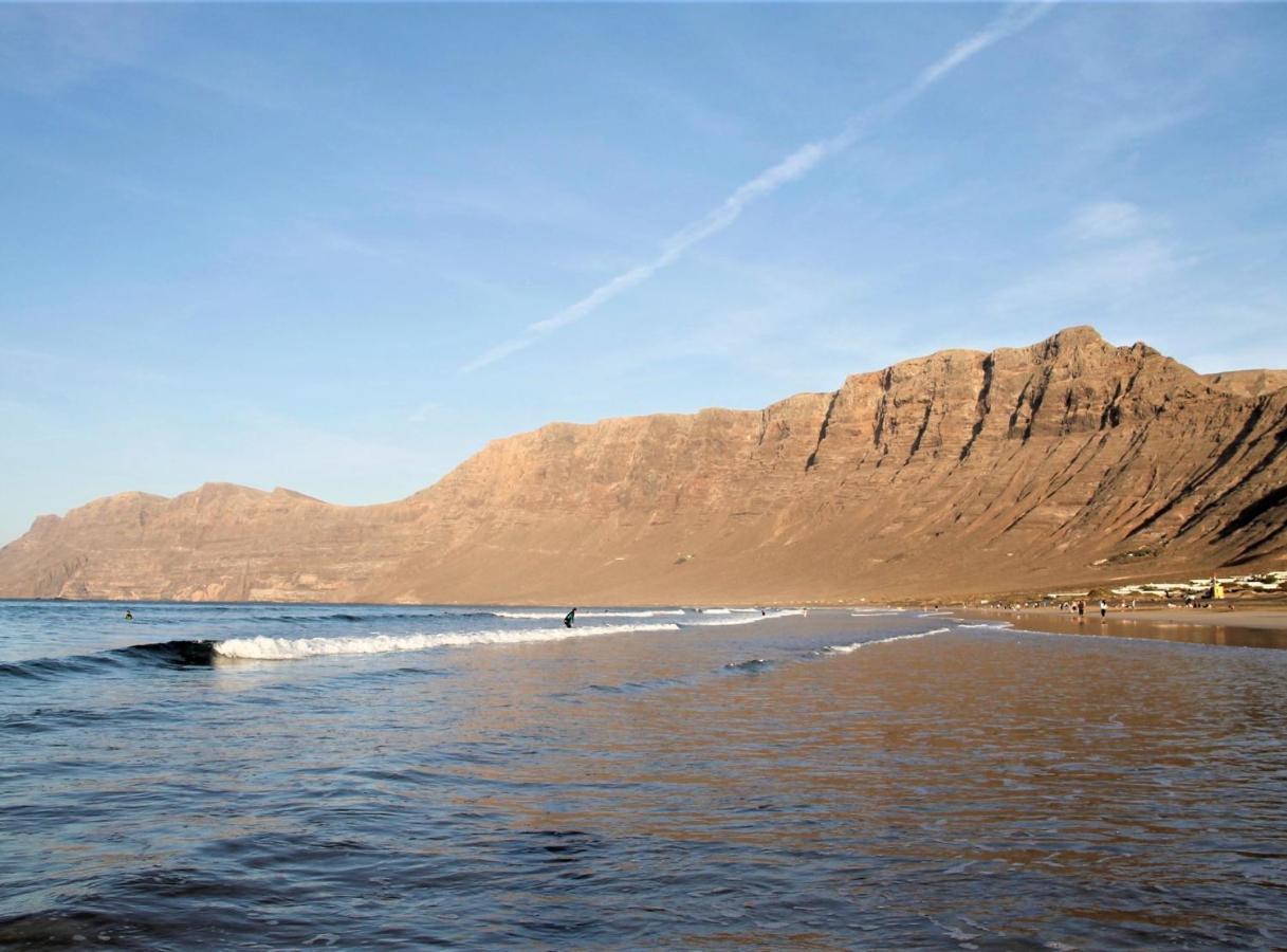 Canaryislandshost L Famara Surfer Exteriér fotografie