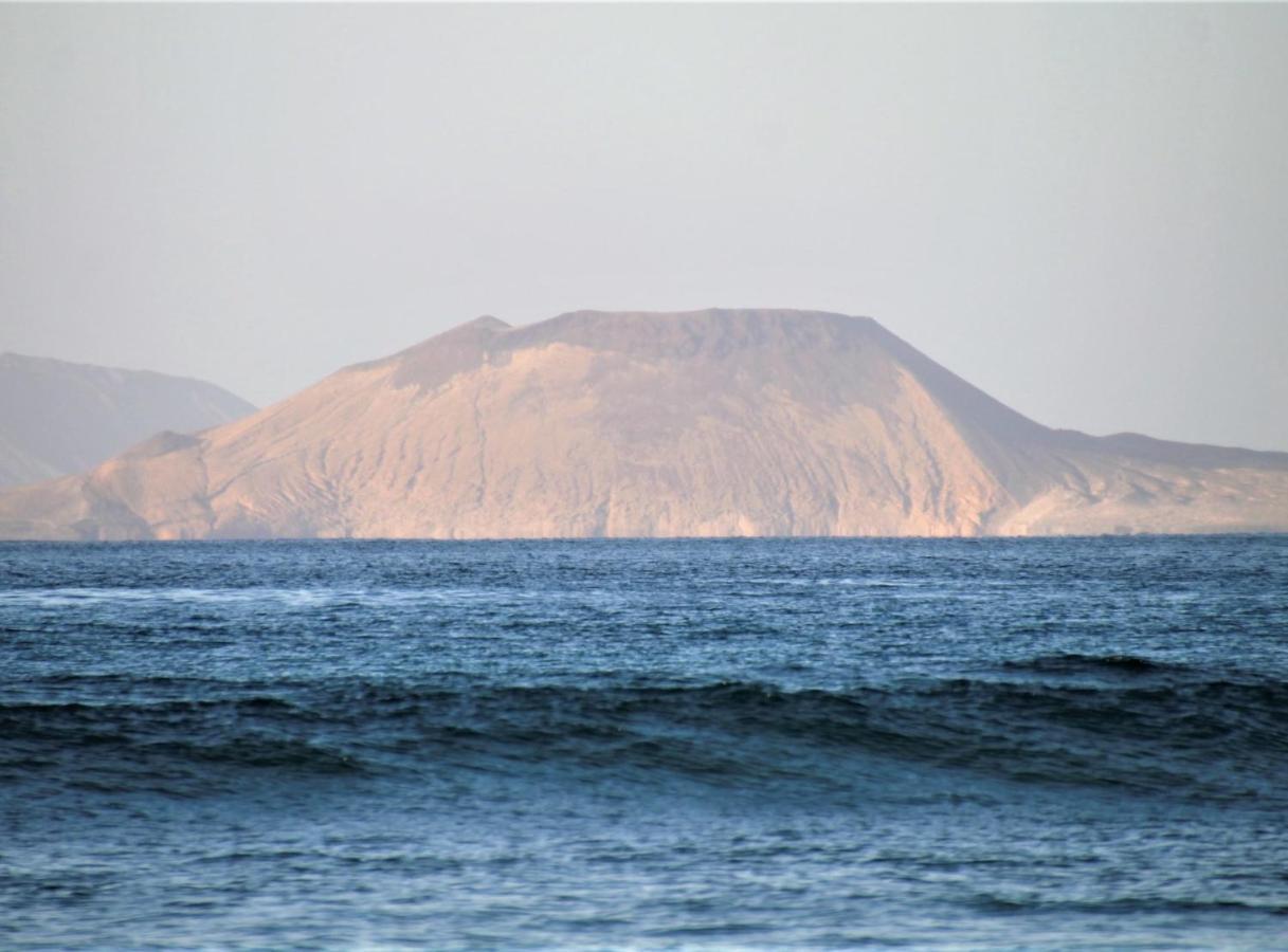 Canaryislandshost L Famara Surfer Exteriér fotografie